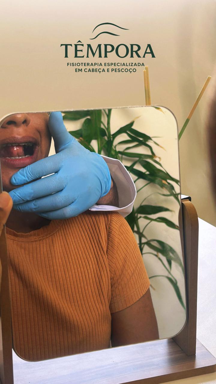 Manobra orofacial com paciente